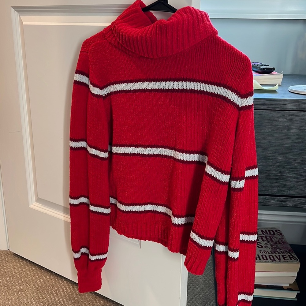 Turtle neck sweater